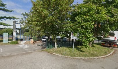 Initial Textile - Les Clayes-sous-Bois, Blanchisserie aux Clayes-sous-Bois