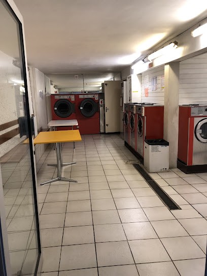 Laverie automatique cepeda, Laverie Automatique à Royat