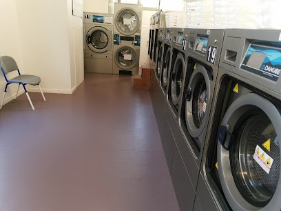 Laverie Solidaire, Laverie Automatique à Rueil-Malmaison