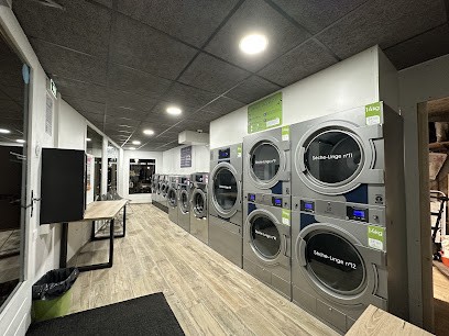 Laverie Automatique Centre Ville - Laundry, Laverie Automatique à Saint-Jean-de-Maurienne