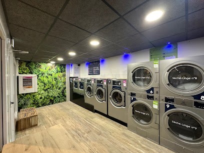 LAVERIE AUTOMATIQUE - LAUNDRY 7j/7 INTERMARCHE HERMILLON, Laverie Automatique à Saint-Jean-de-Maurienne